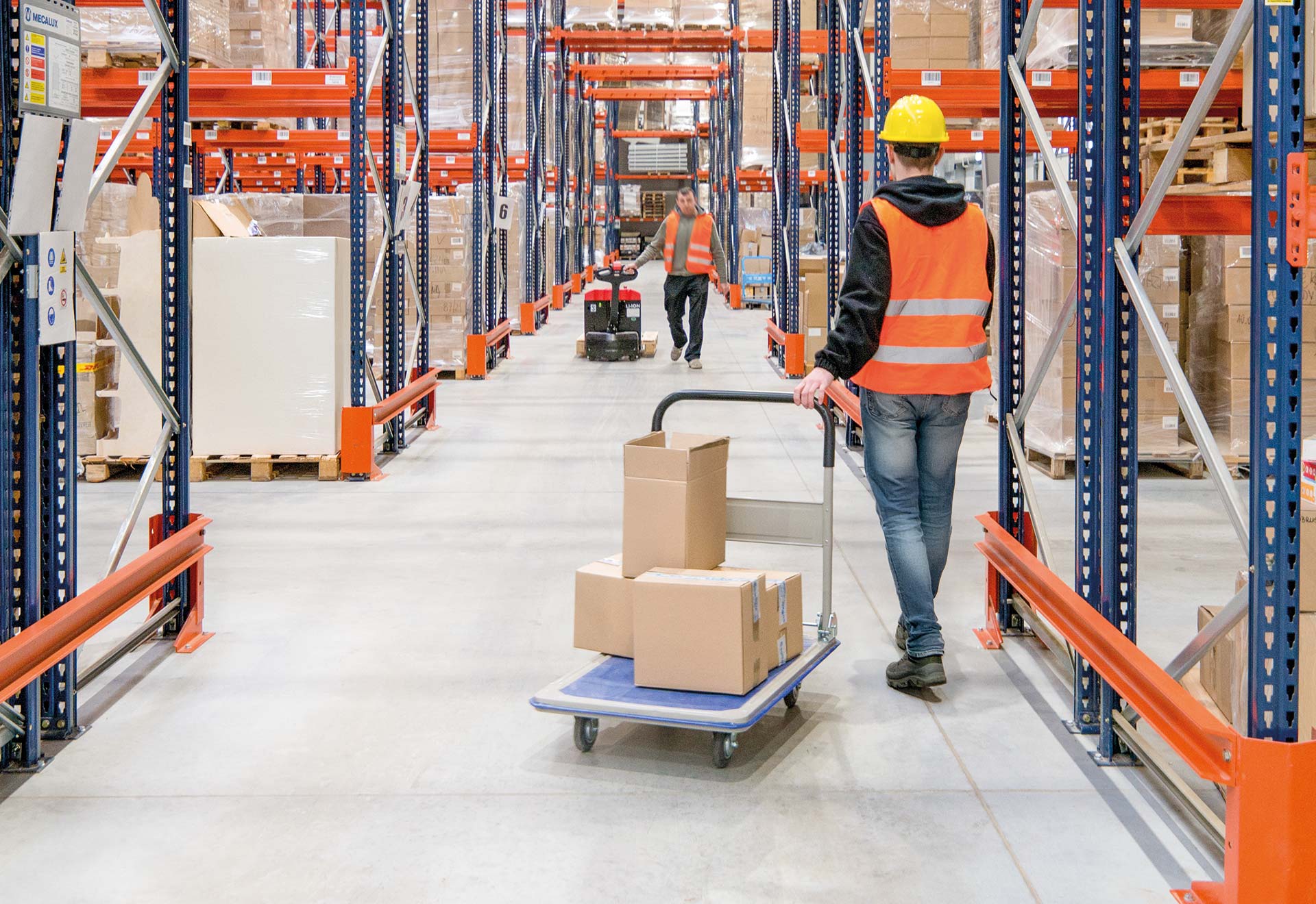 BRA Isogona distributes cooking utensils to kitchens worldwide with Easy WMS BRA Isogona distributes cooking utensils to kitchens worldwide with Easy WMS